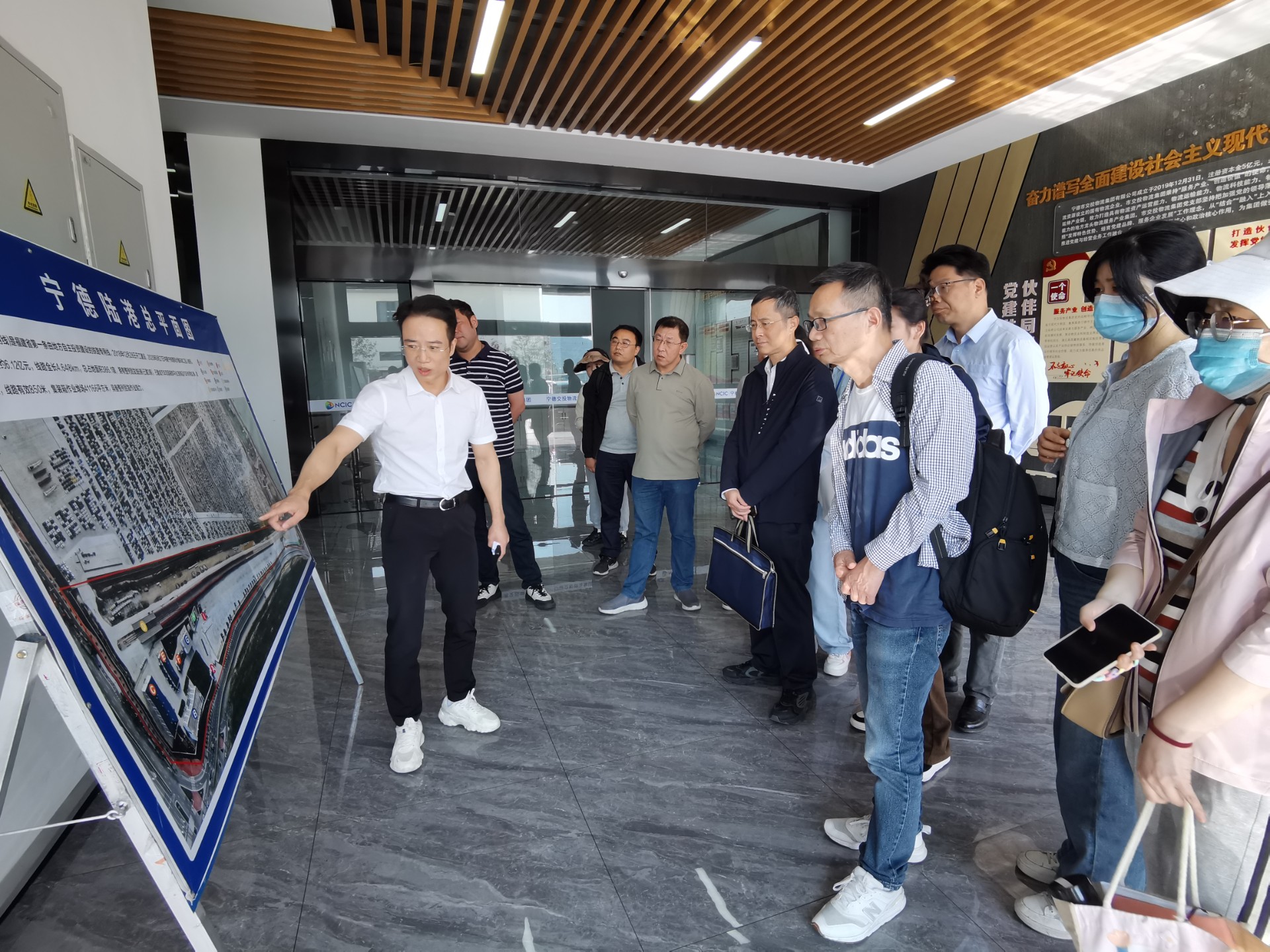 寧德汽車基地項(xiàng)目鐵路專用線擴(kuò)建工程可研報(bào)告評(píng)估會(huì)順利召開(kāi)，張長(zhǎng)明拍攝1.jpg